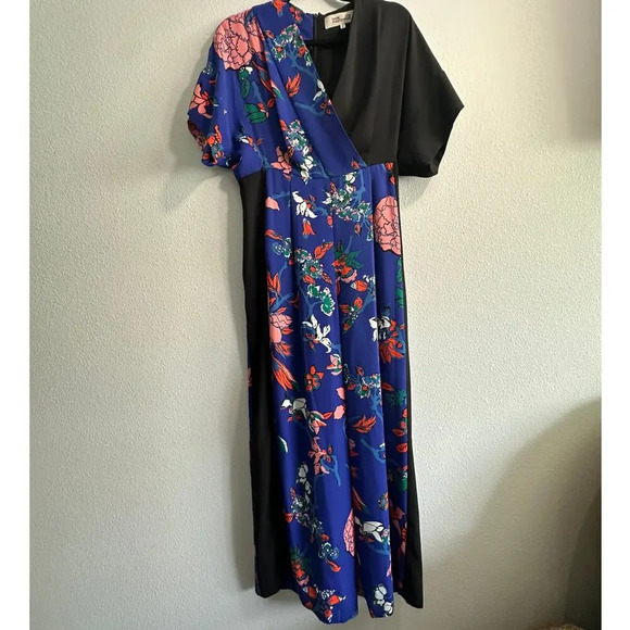 Diane Von Furstenberg Karissa Silk Blend Chiffon Floral Print Wrap Jumpsuit 6 - Picture 6 of 14